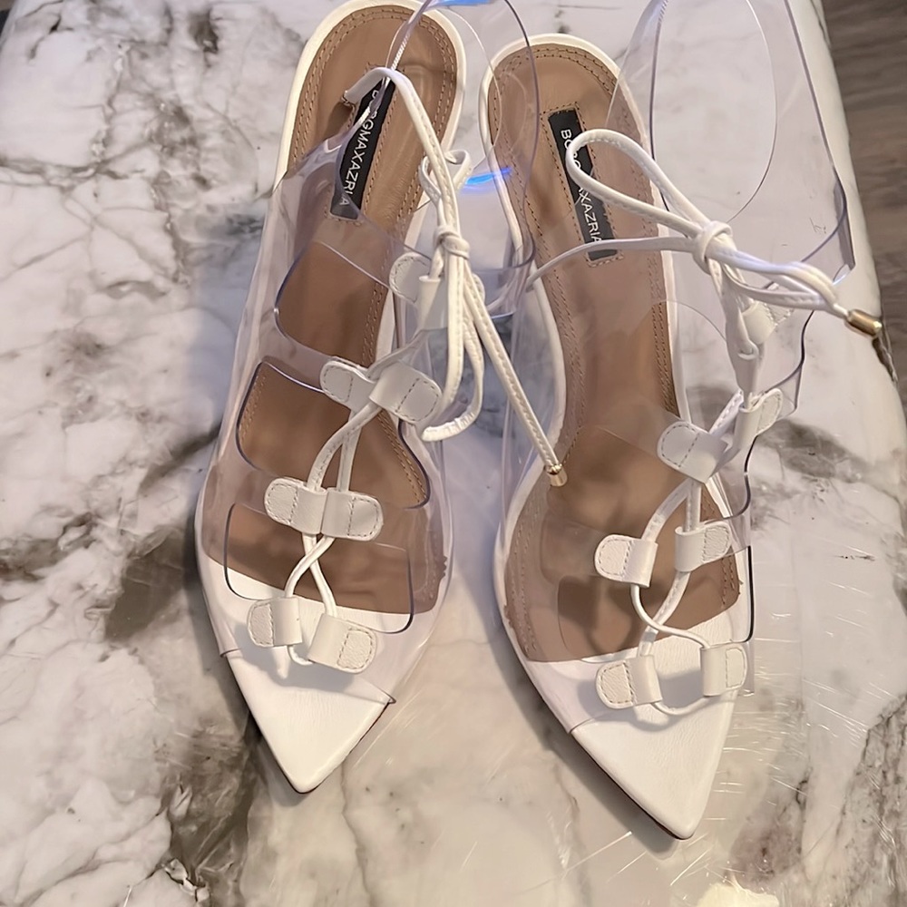 BCBGMAXAZRIA WHITE/CLEAR DEMI HEAL SZ10